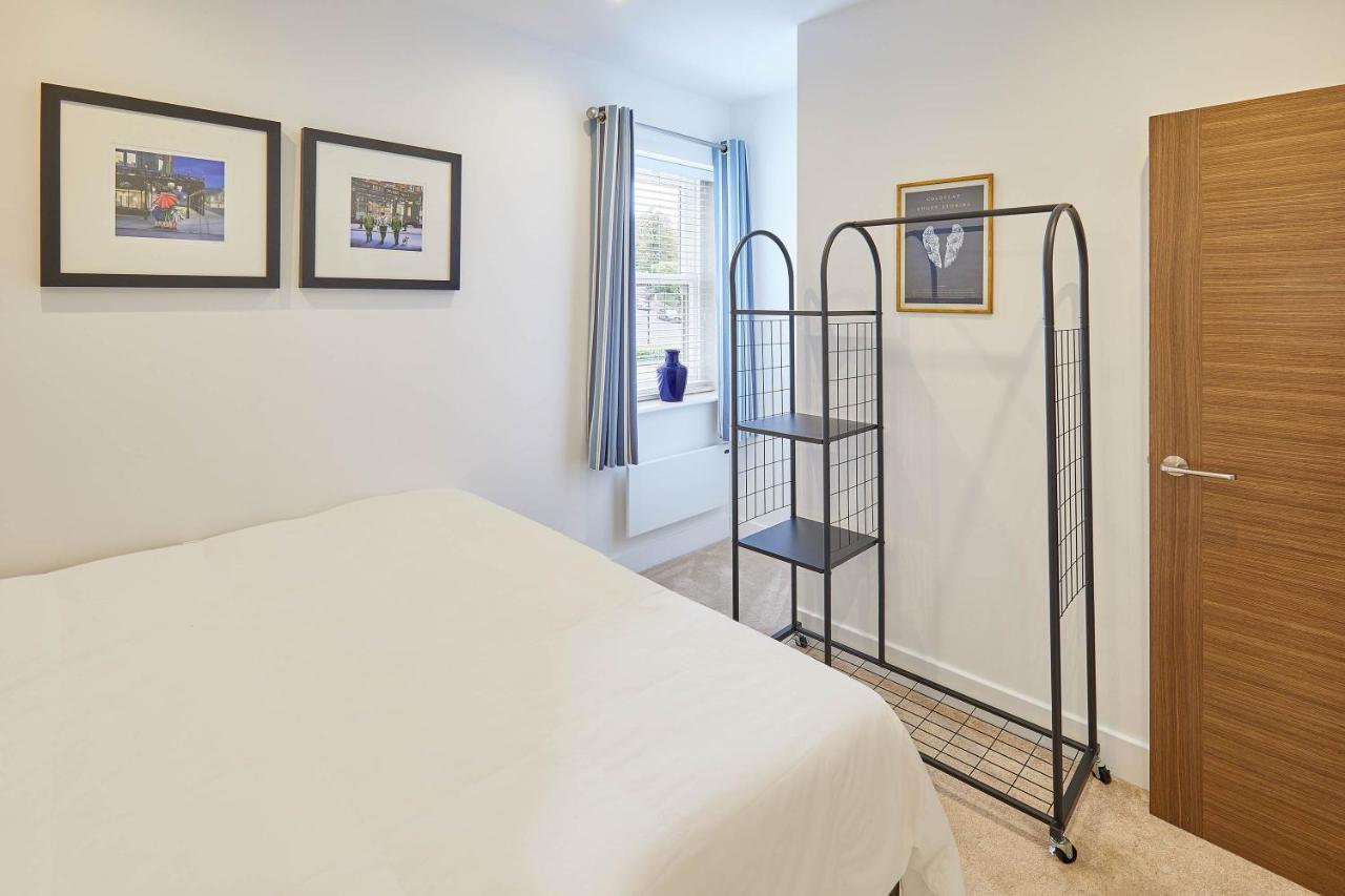 Apartment Host & - One Harrogate
